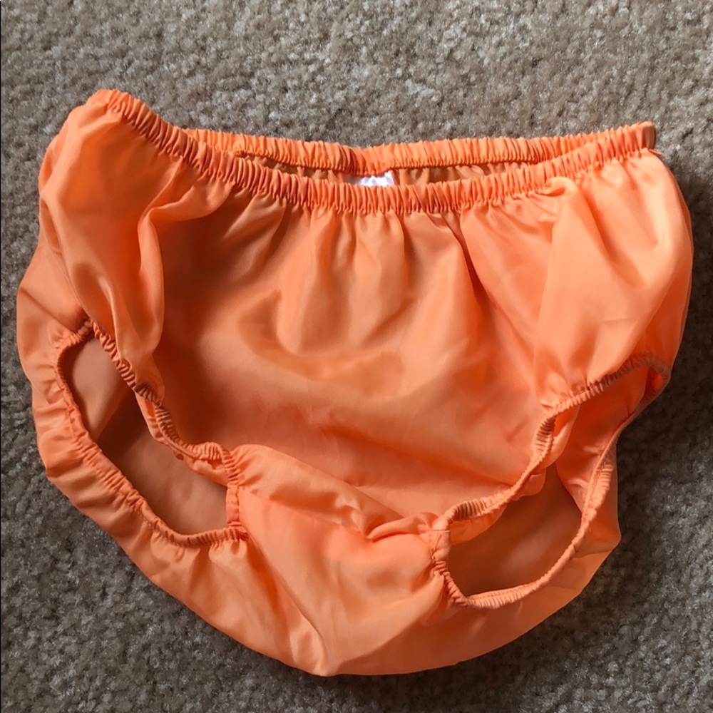 Like new Gymboree skirt - Picture 6 of 8